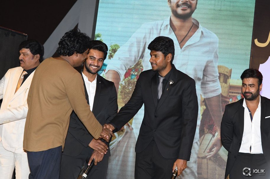 Shamanthakamani-Movie-Pre-Release-Function